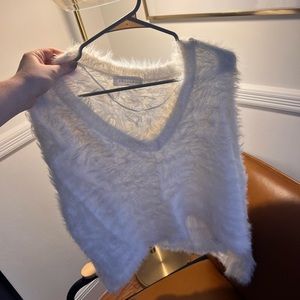 AMERICAN THREADS WHITE SWEATER